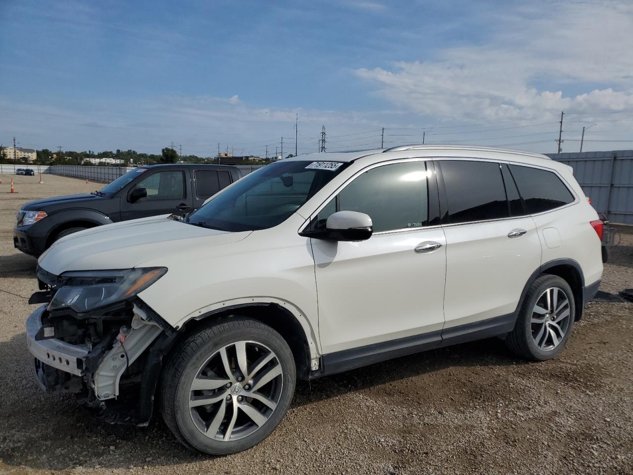 Honda Pilot Touring Image 1