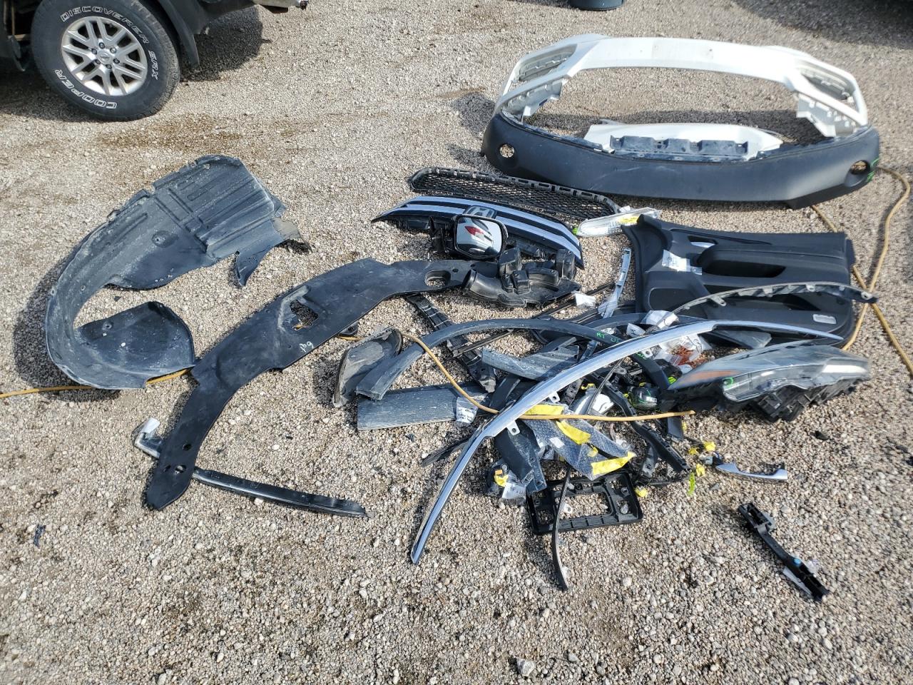 Honda Pilot Touring Image 12