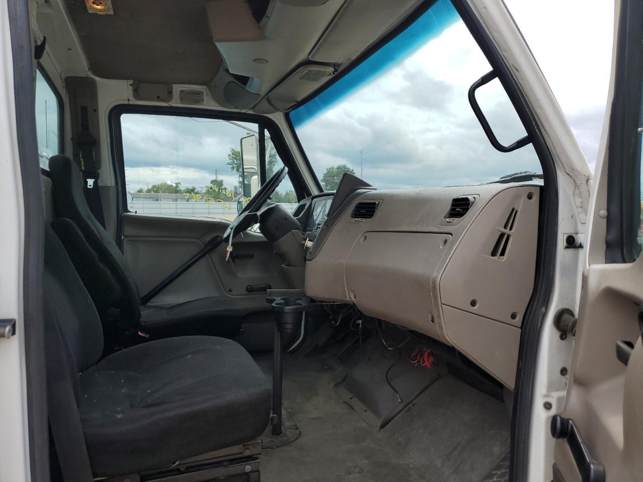 Sterling Lt 8500 8500 Image 9