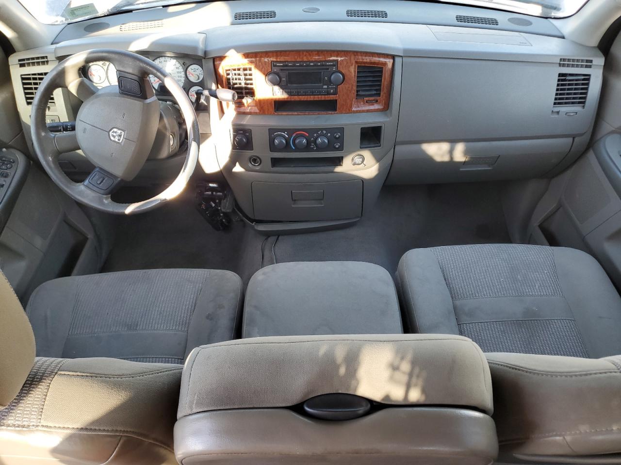 Dodge Ram 2500 St Image 5