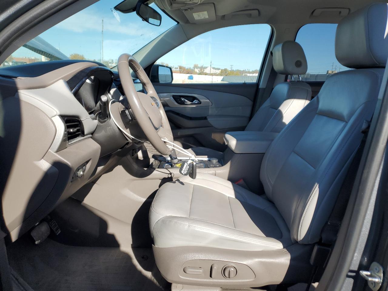 Chevrolet Traverse Lt Image 3