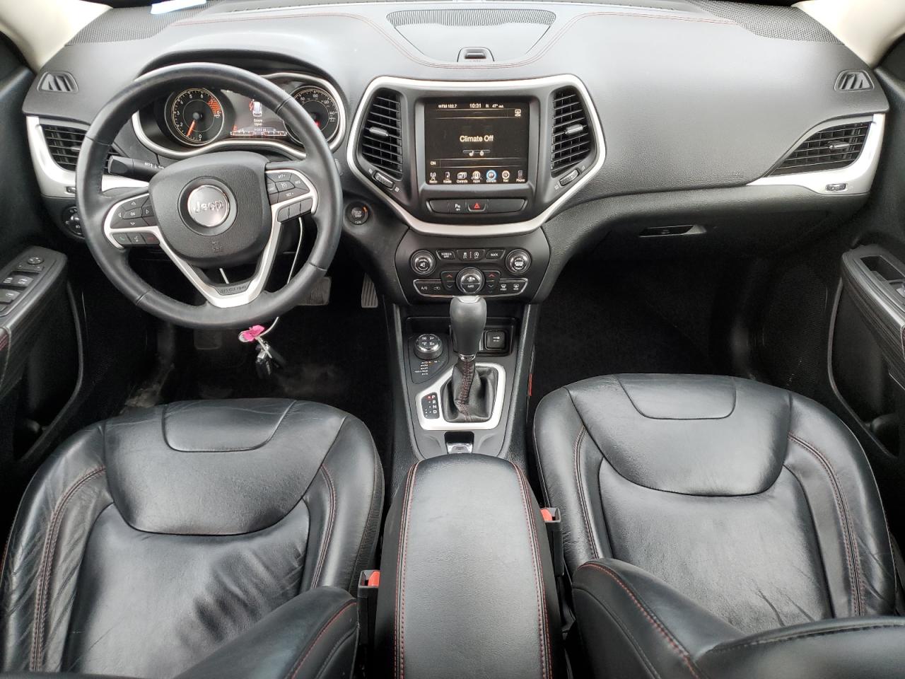 Jeep Cherokee Trailhawk Image 4