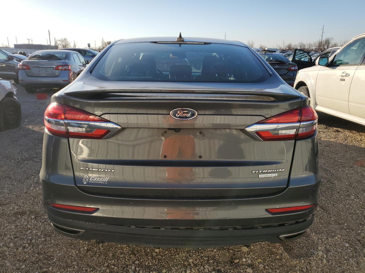 Ford Fusion Titanium Image 12