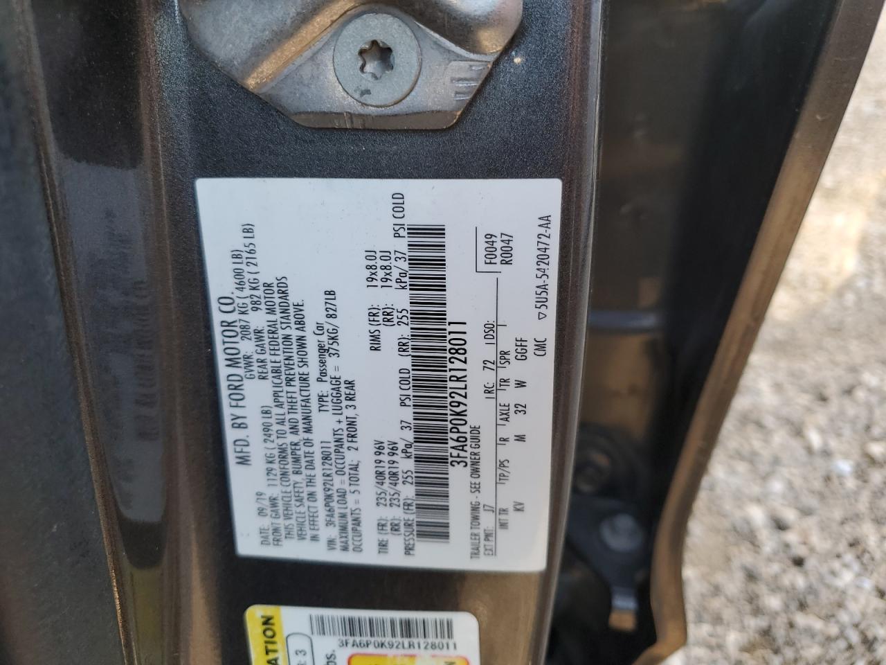 Ford Fusion Titanium Image 9