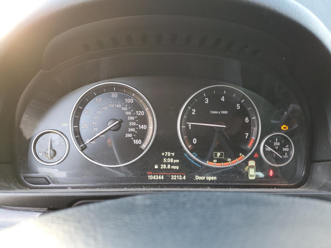 BMW 5 Series Xi Image 6