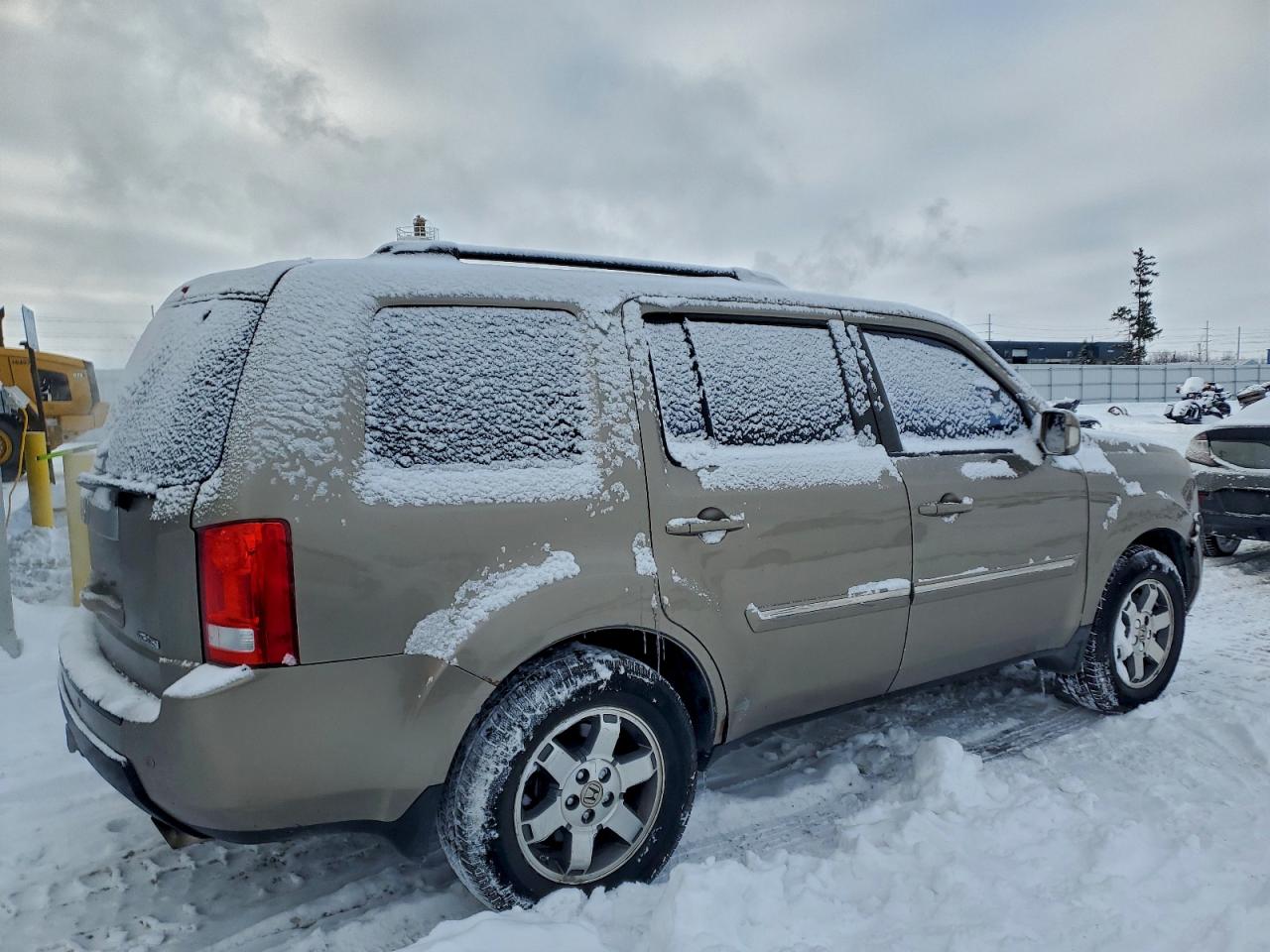 Honda Pilot Touring Image 7