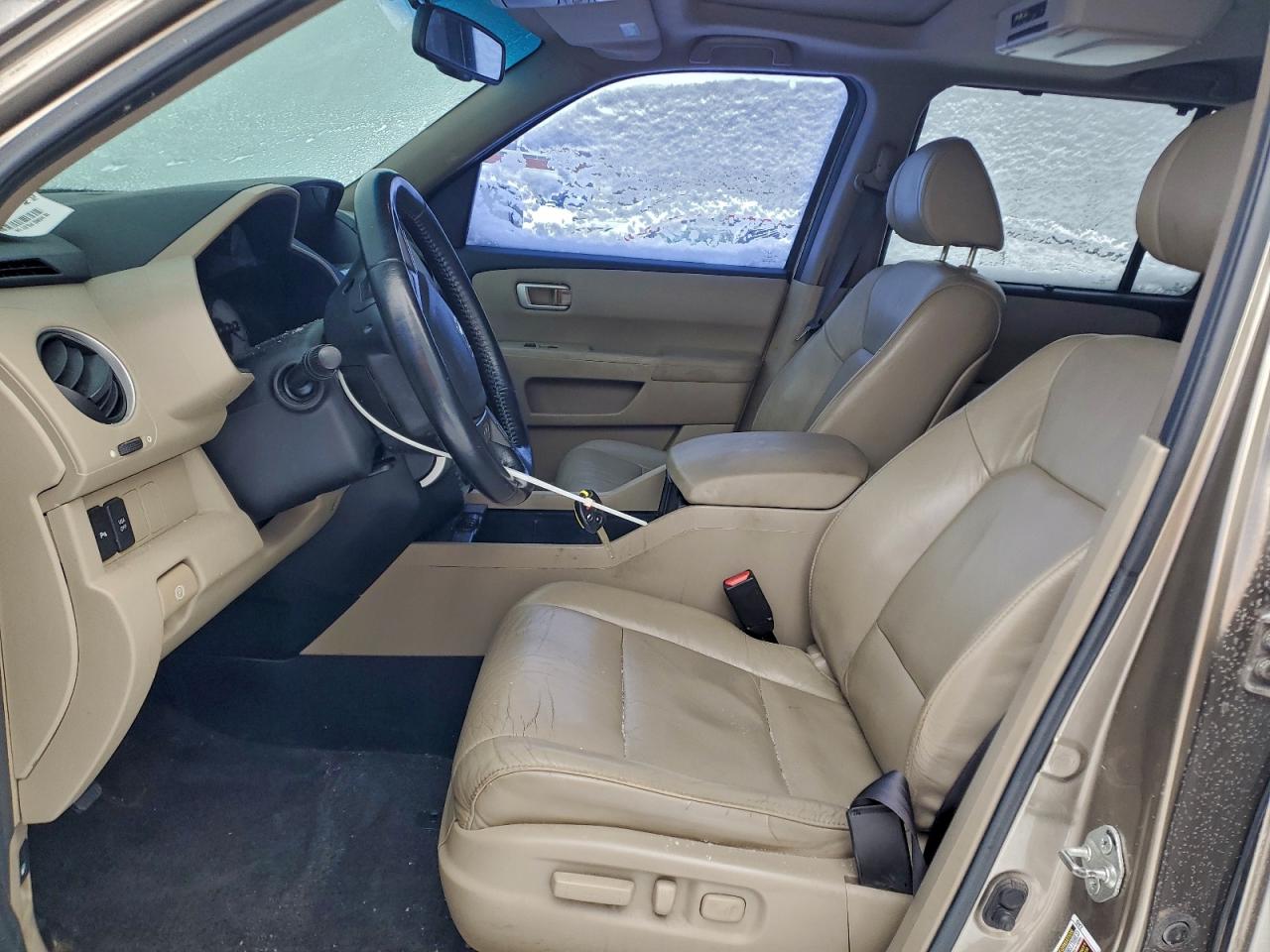 Honda Pilot Touring Image 6