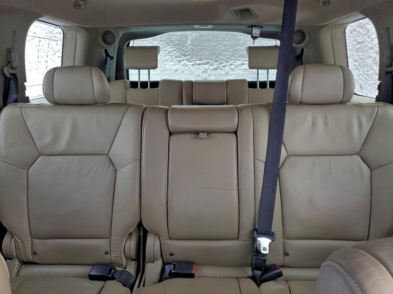 Honda Pilot Touring Image 12