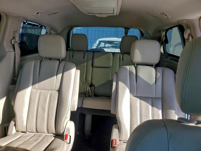 Chrysler Minivan Touring L Image 11