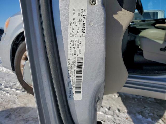 Chrysler Minivan Touring L Image 6