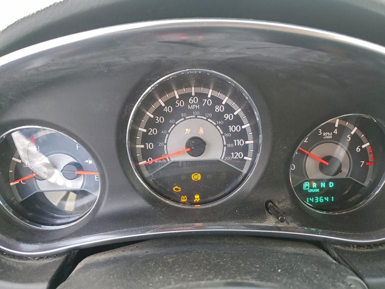 Chrysler 200 Lx Image 11