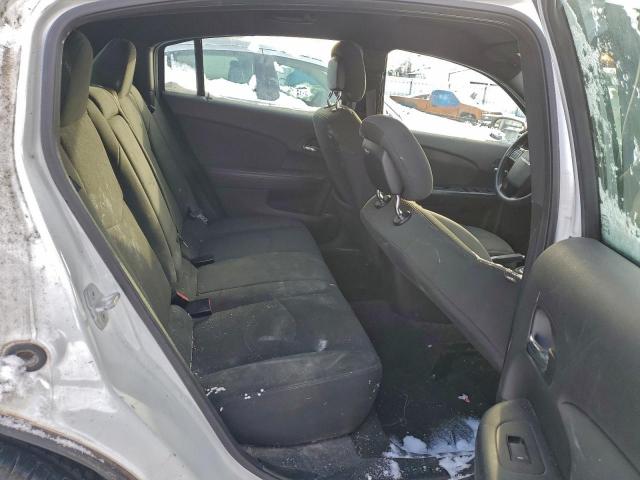 Chrysler 200 Lx Image 6