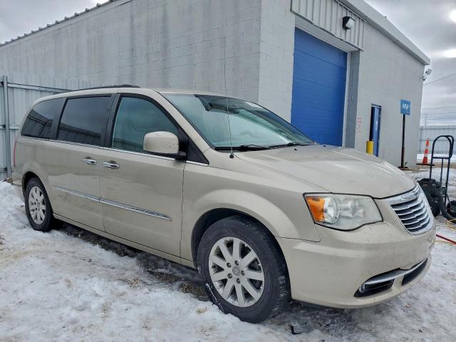 Chrysler Minivan Touring Image 3