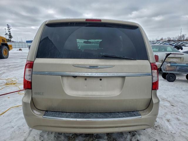 Chrysler Minivan Touring Image 8