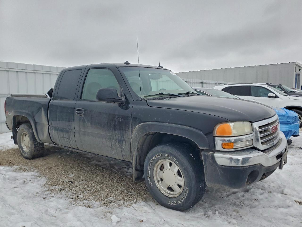 GMC Sierra K1500 Image 4