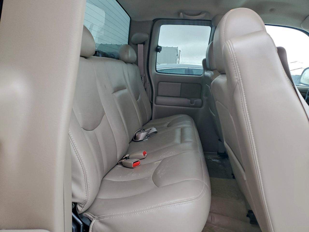 GMC Sierra K1500 Image 10