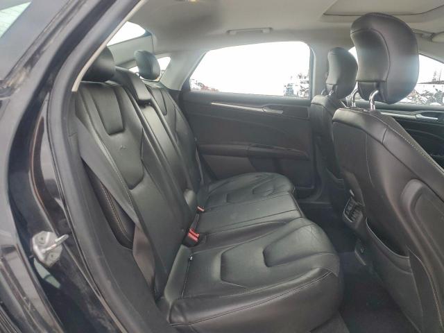 Ford Fusion Titanium Image 8