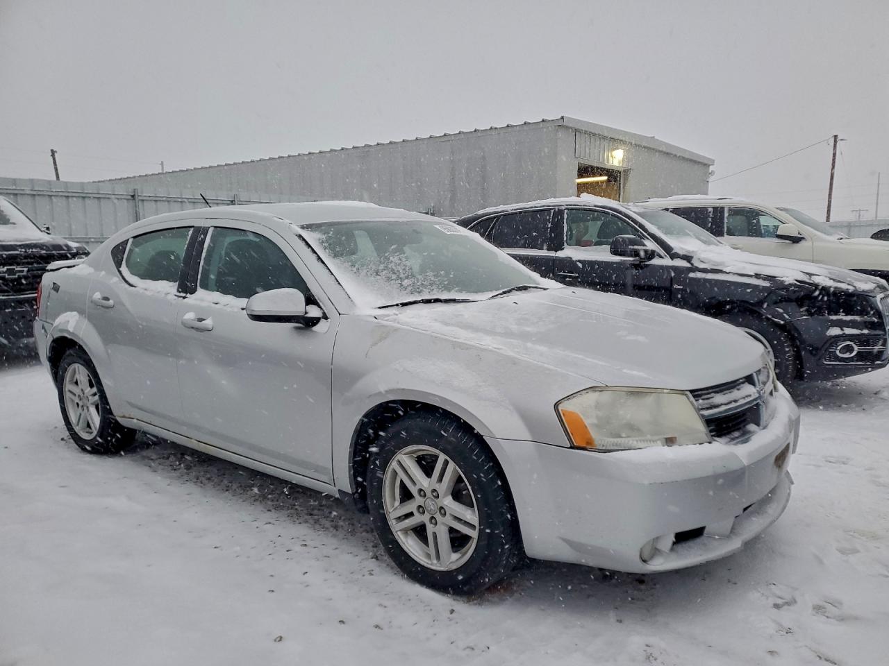 Dodge Avenger R/t Image 3
