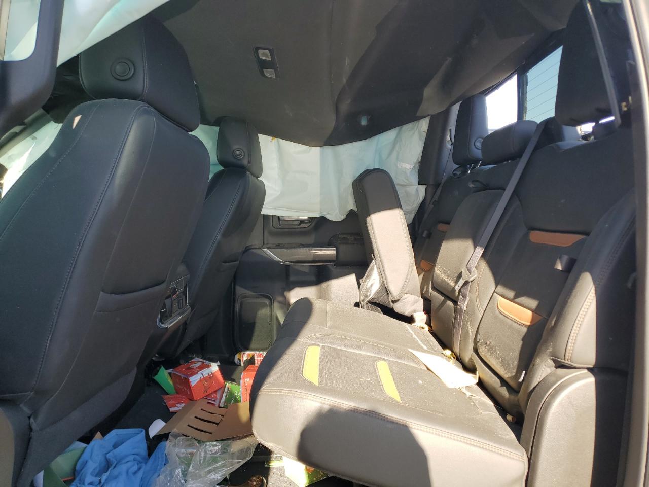 GMC Sierra K1500 At4 Image 2