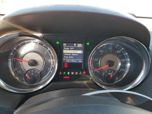 Chrysler Minivan Touring Image 11