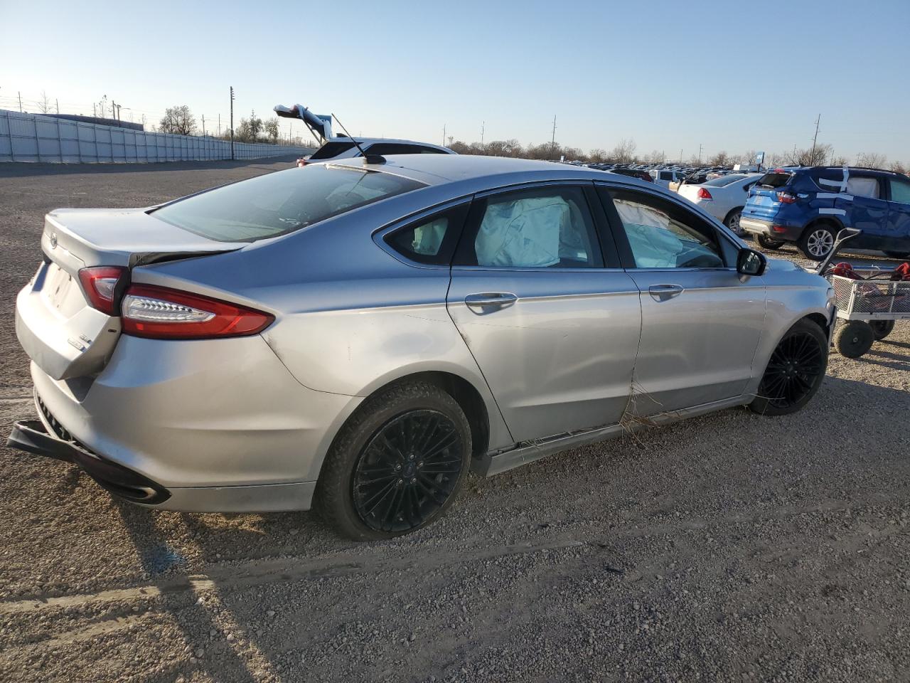Ford Fusion Se Image 3