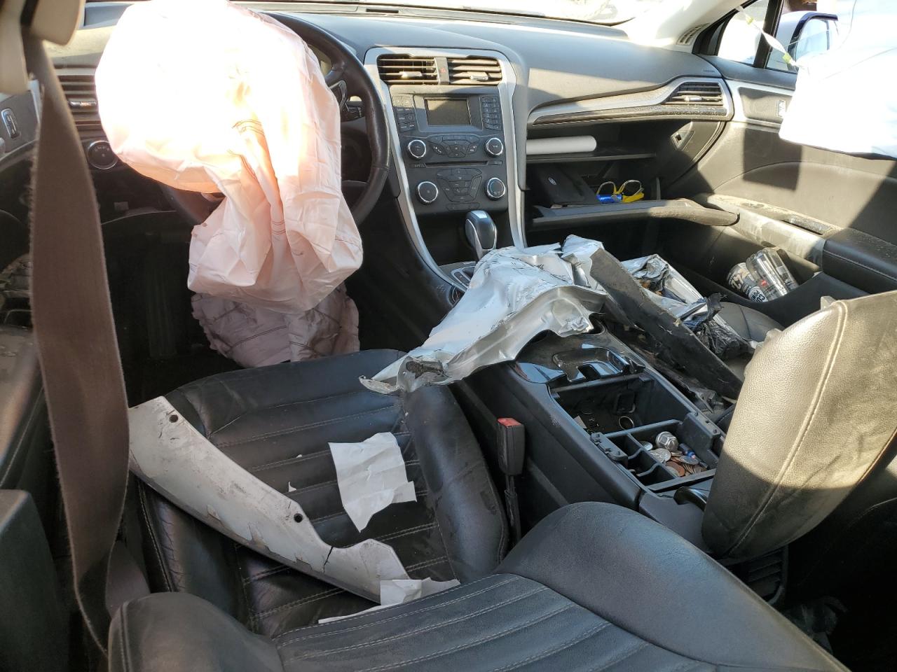 Ford Fusion Se Image 10