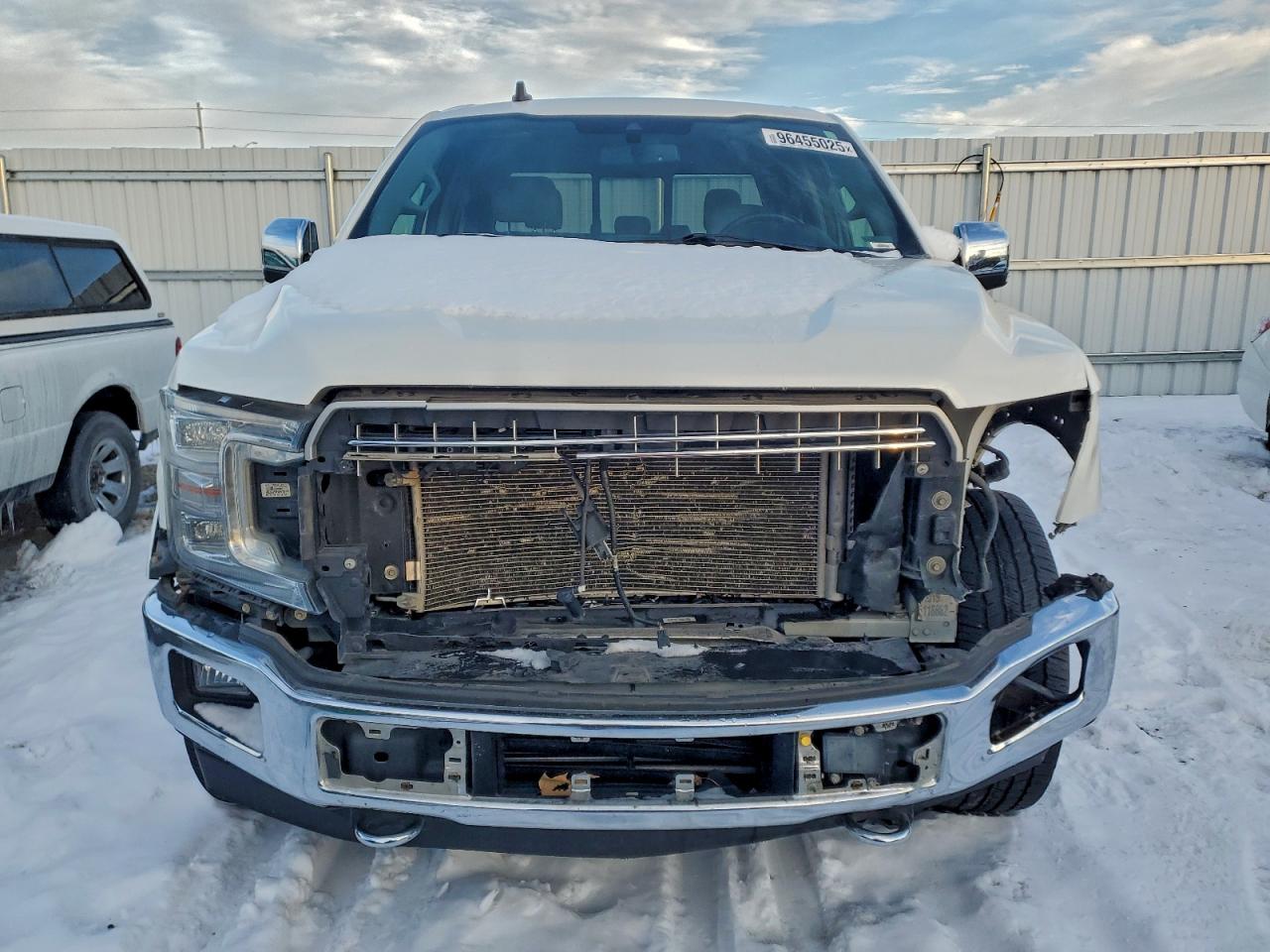 Ford F-150 Supercrew Image 2