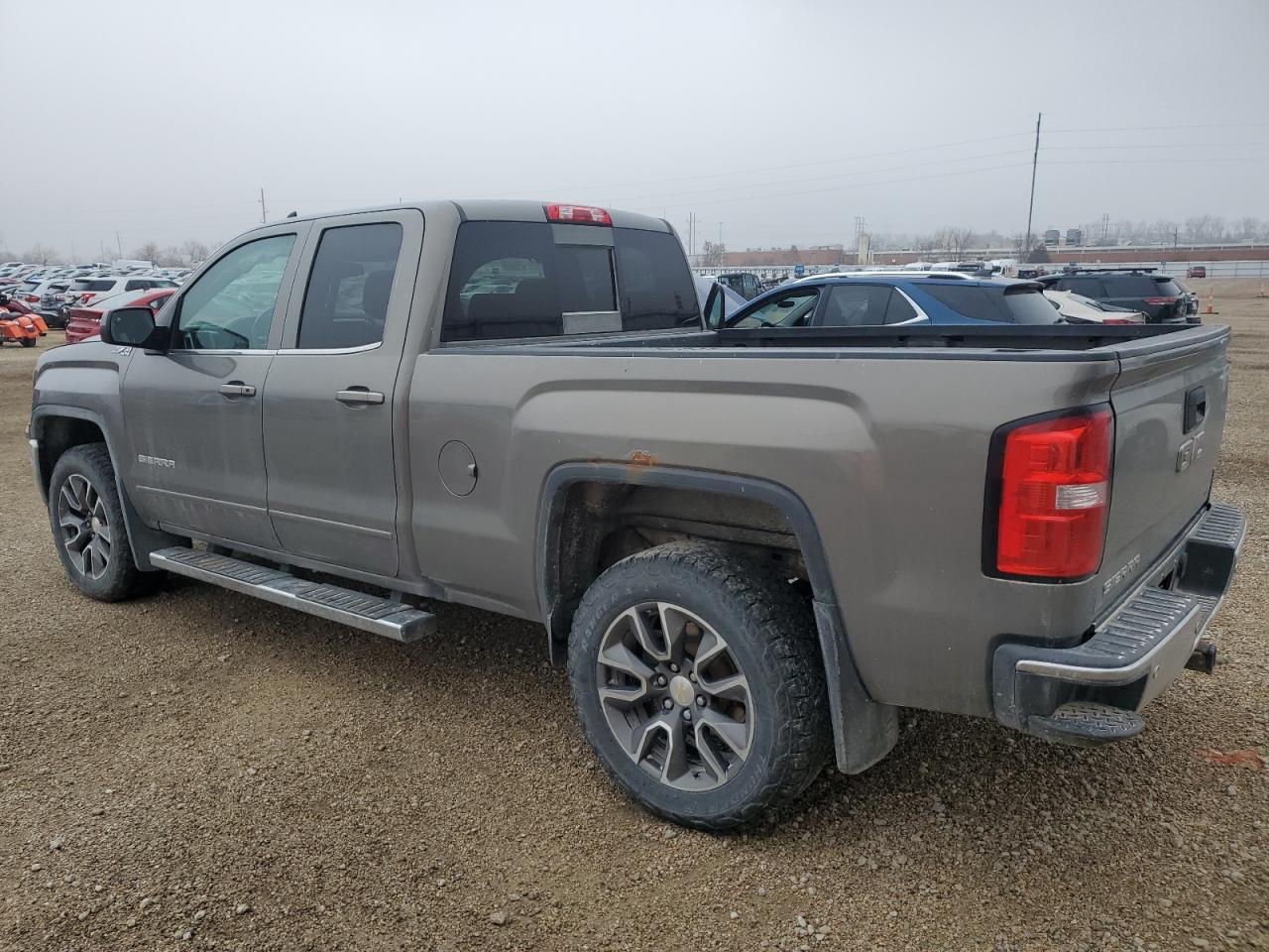 GMC Sierra K1500 Sle Image 3