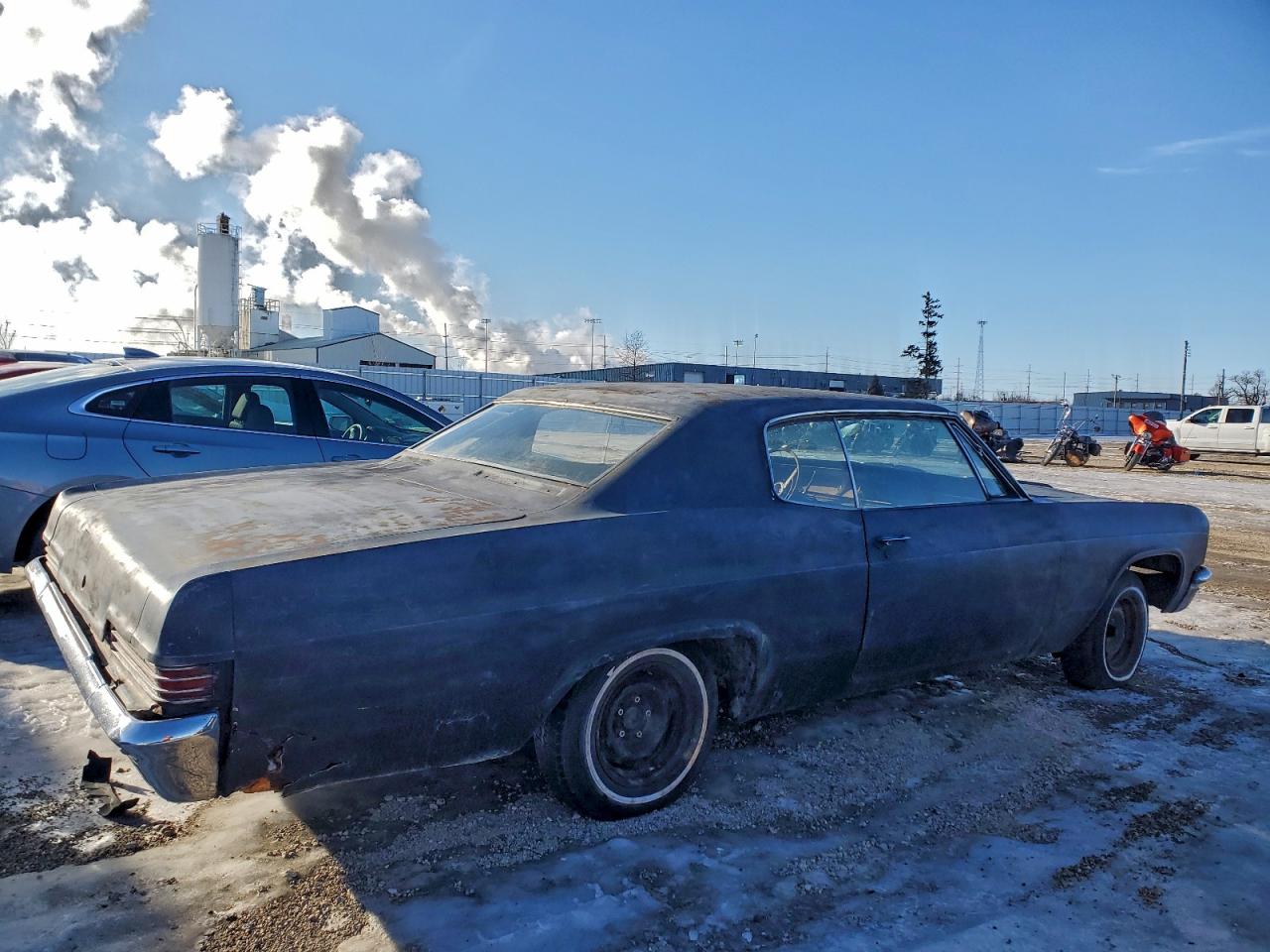 Chevrolet Caprice Image 3