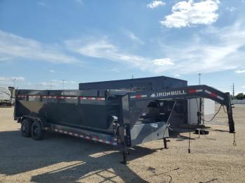  Salvage Norstar Trailer