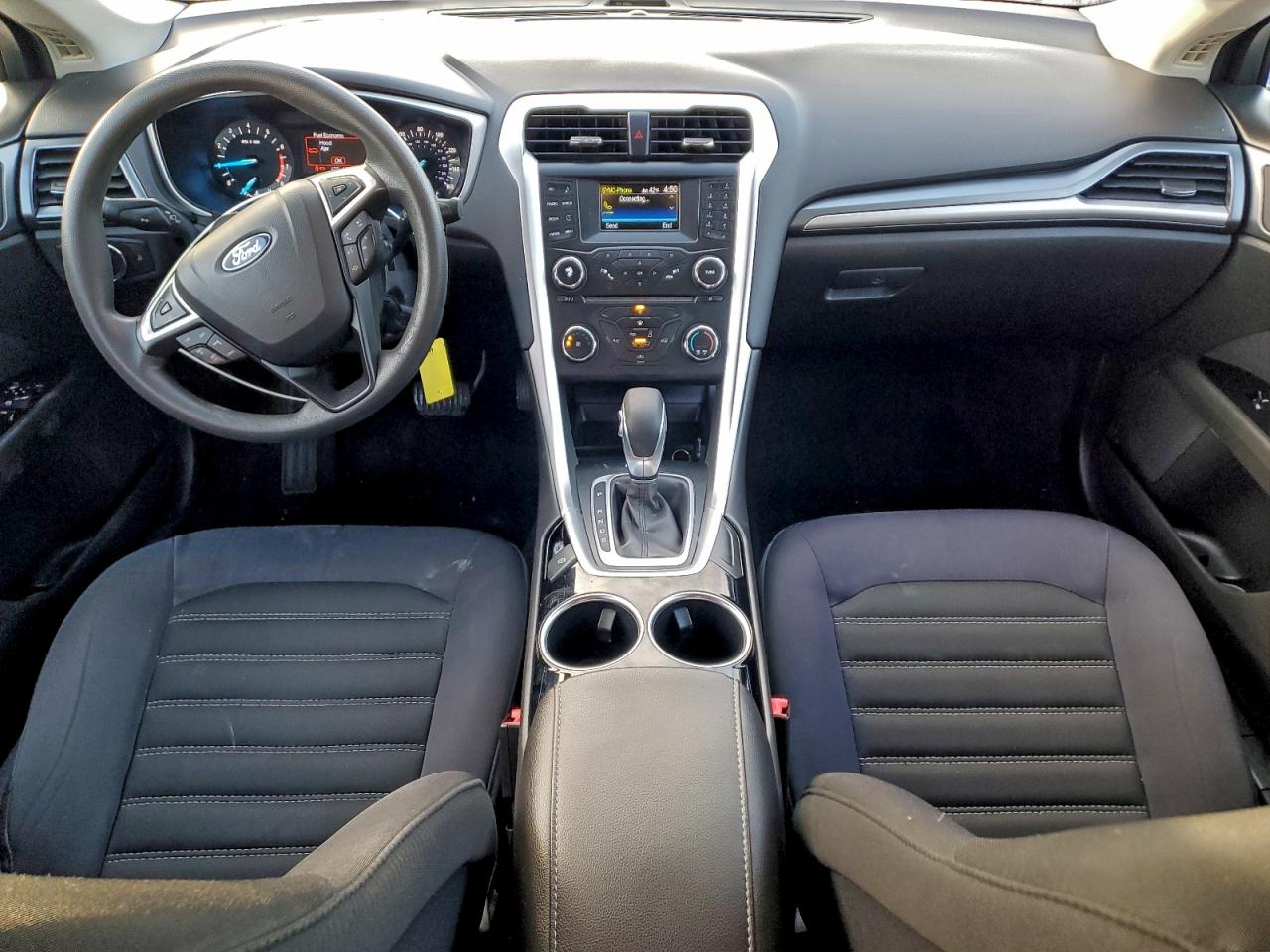 Ford Fusion Se Image 7