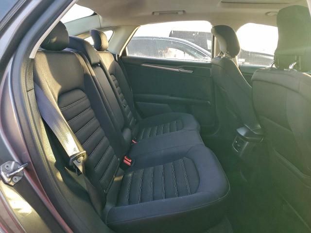 Ford Fusion Se Image 9