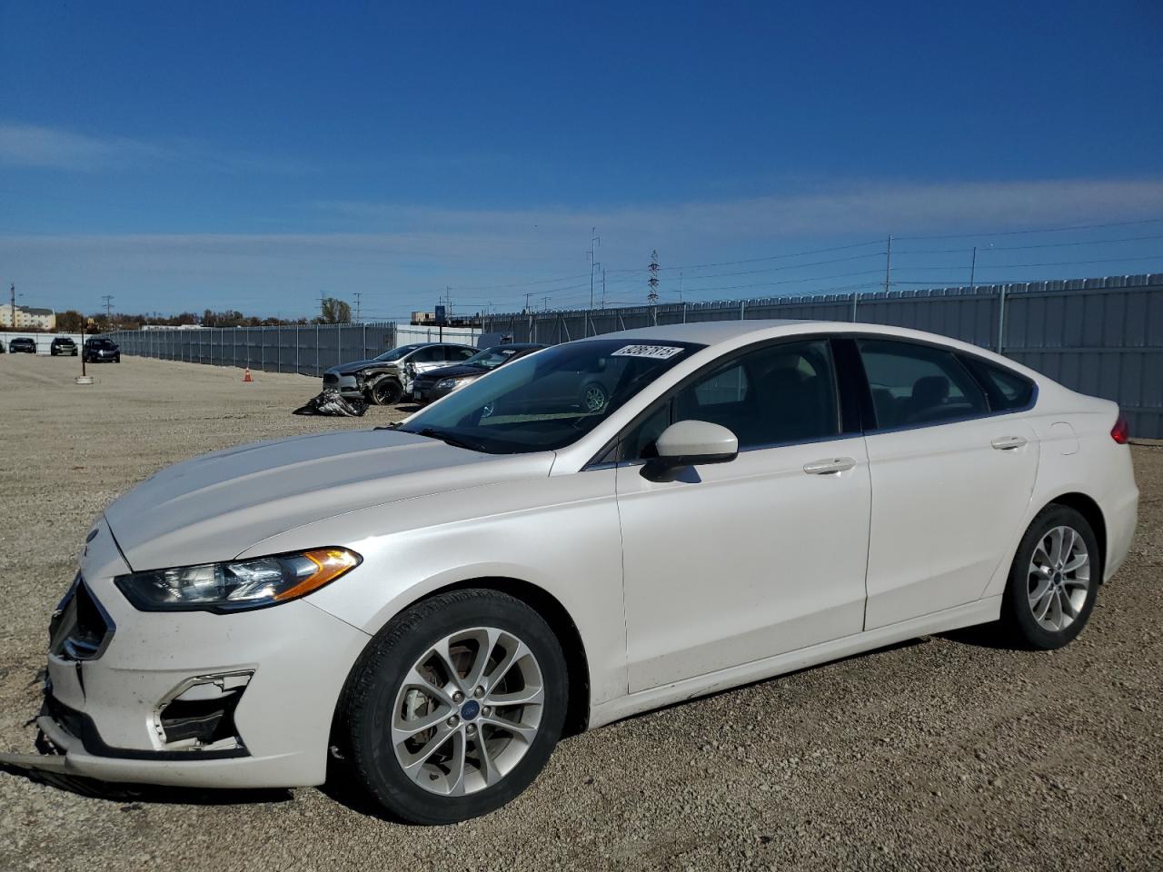 Ford Fusion Se Image 1