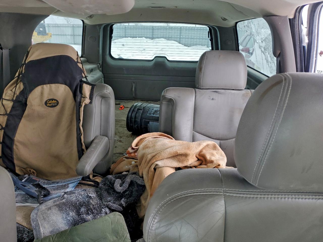 GMC Yukon K1500 Image 10