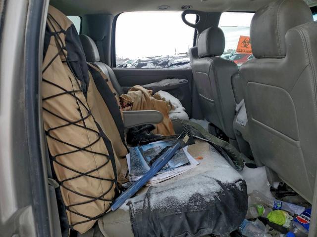 GMC Yukon K1500 Image 9