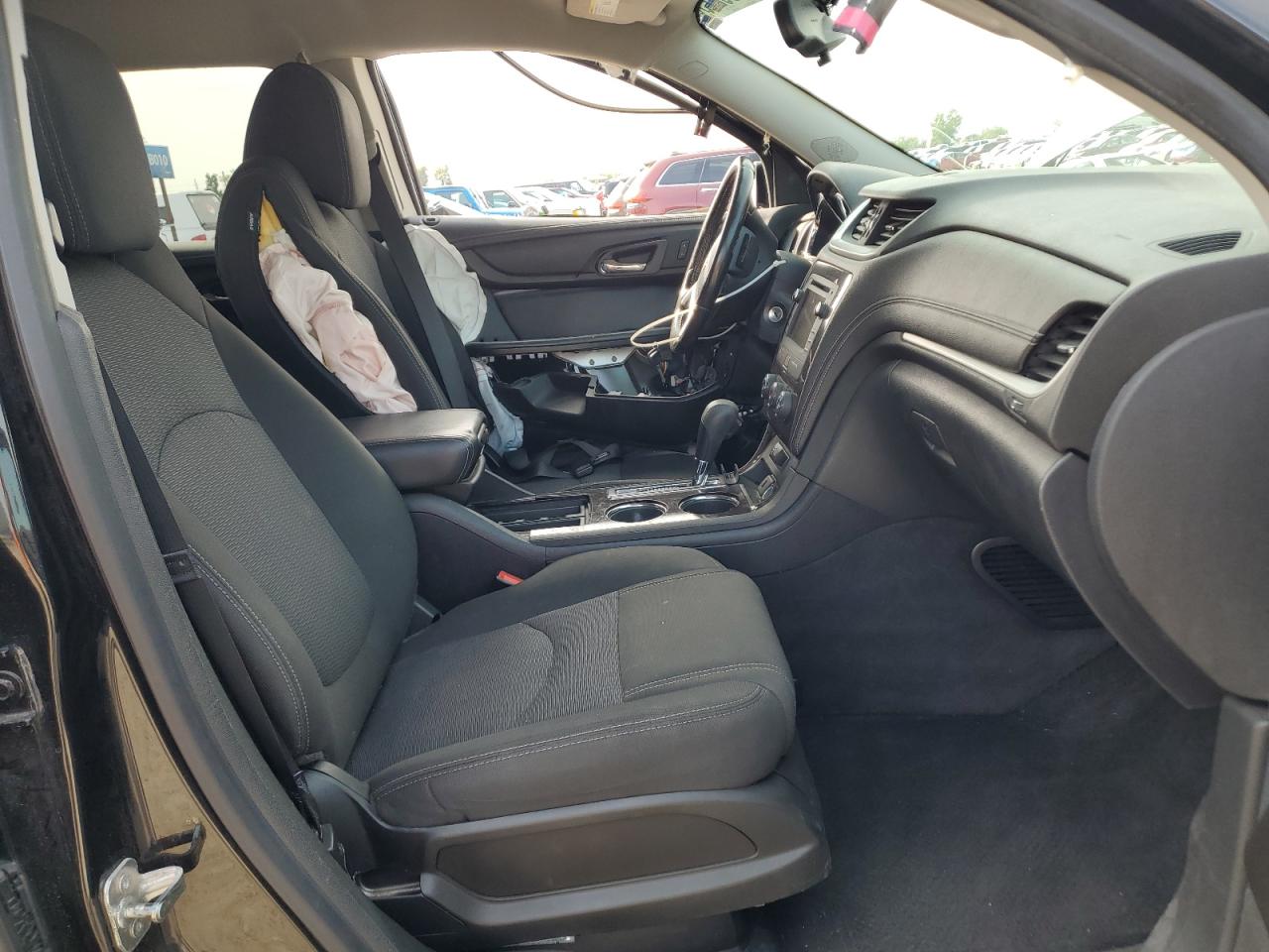 Chevrolet Traverse Lt Image 2