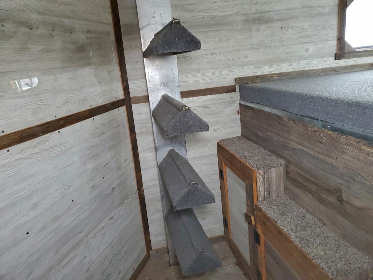 Elite Trailer Image 8