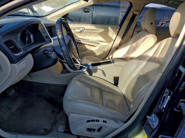 Volvo S60 T5 Image 3