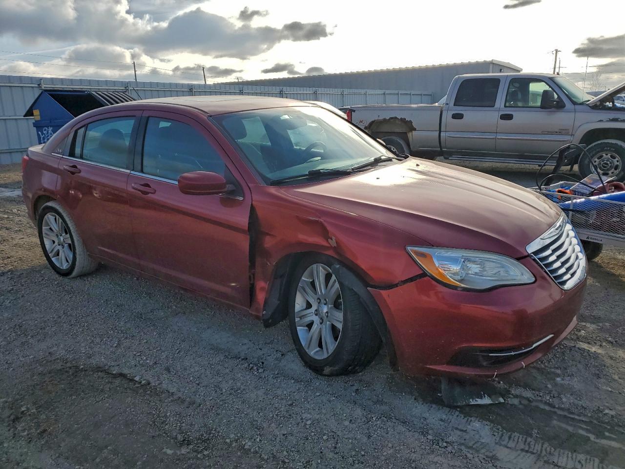 Chrysler 200 Touring Image 2