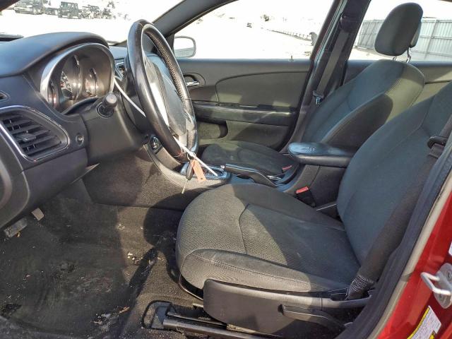 Chrysler 200 Touring Image 4