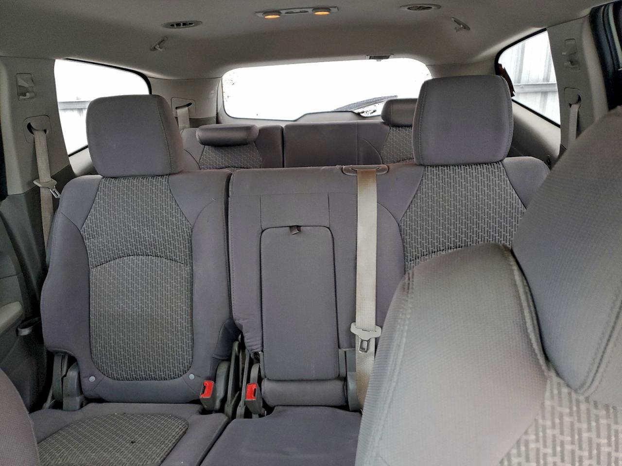 Chevrolet Traverse Ls Image 11