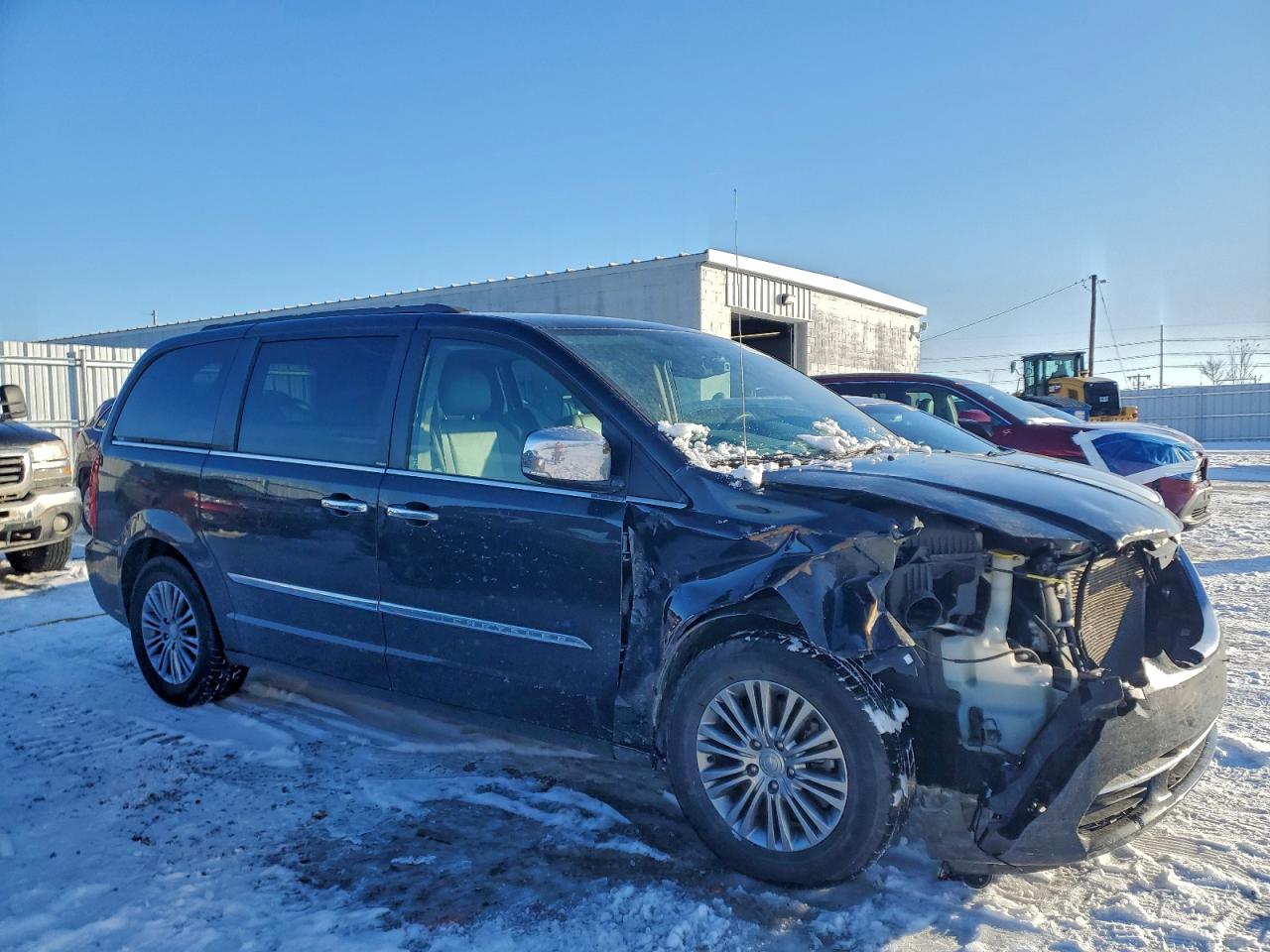 Chrysler Minivan Touring L Image 13