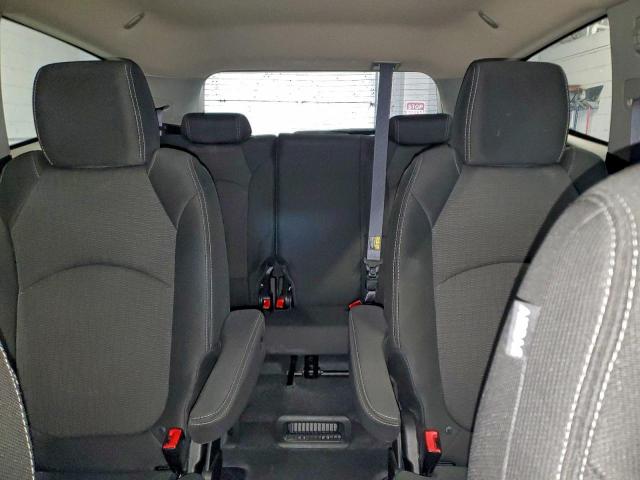 Chevrolet Traverse Lt Image 9