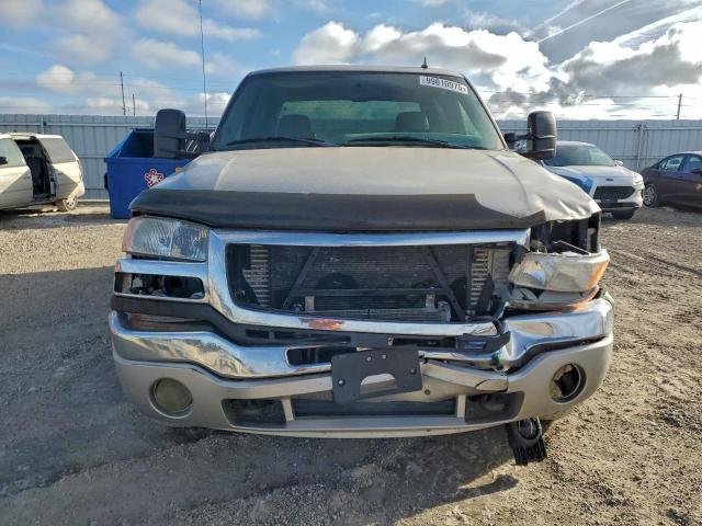 GMC Sierra K2500 Heavy Duty Image 8