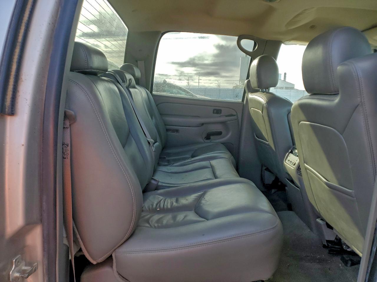 GMC Sierra K2500 Heavy Duty Image 5