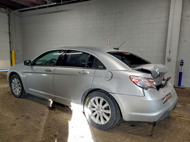 Chrysler 200 Touring Image 5