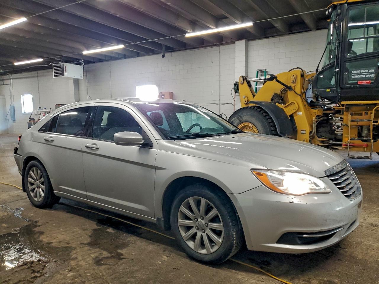 Chrysler 200 Touring Image 4