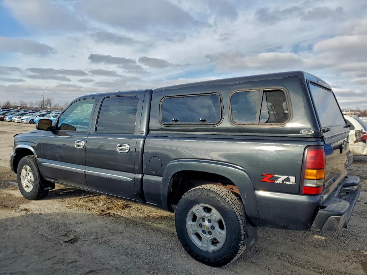 GMC Sierra K1500 Image 2
