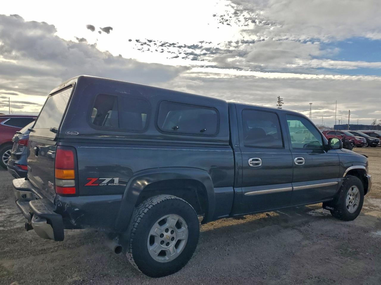 GMC Sierra K1500 Image 3